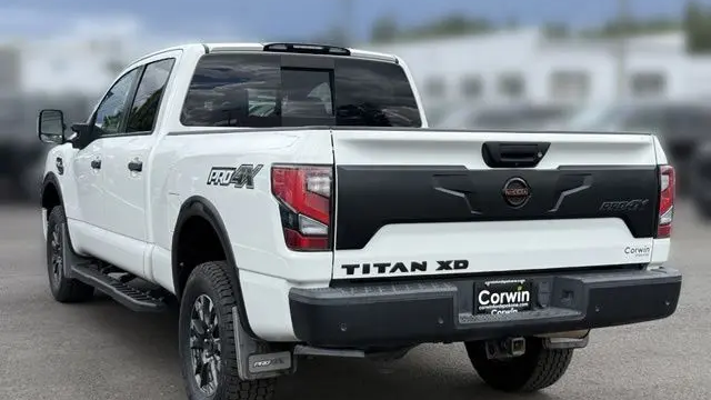 2021 Nissan Titan XD SV