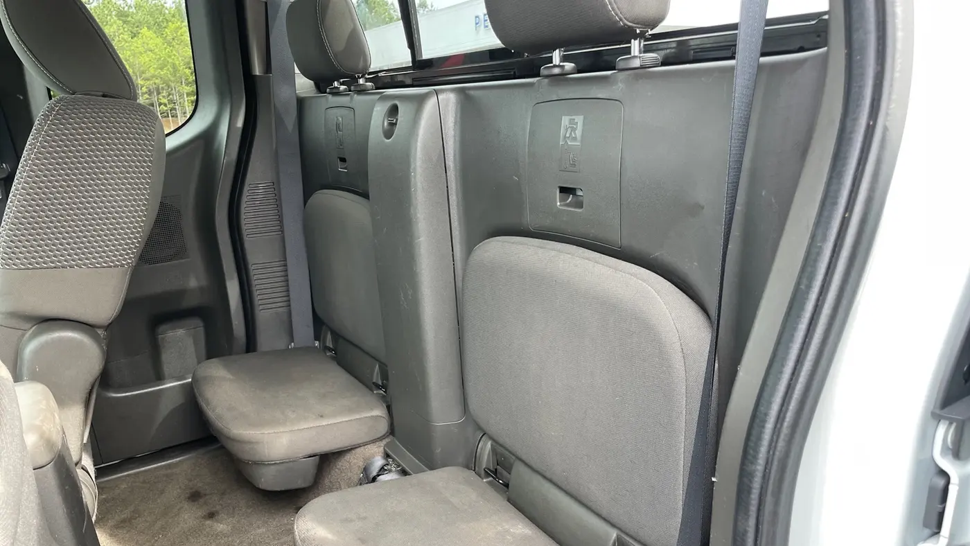 2014 Nissan Frontier SV V6