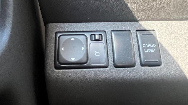 2012 Nissan Frontier SV V6