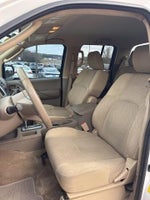 2011 Frontier Thumbnail 9