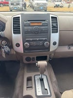 2011 Frontier Thumbnail 14