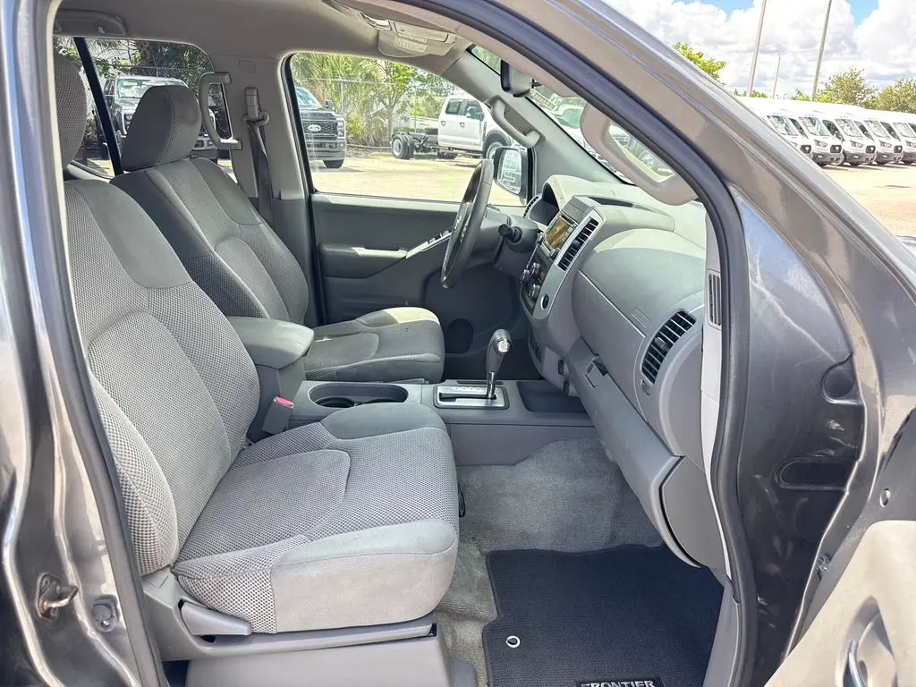 2016 Nissan Frontier - $14,900