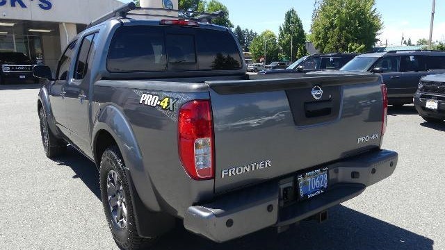 2016 Nissan Frontier S