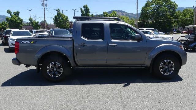 2016 Nissan Frontier S