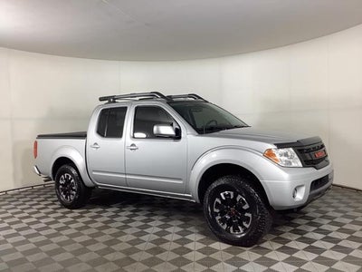Photo of a 2015 Nissan Frontier 4X4 PRO-4X 4DR Crew Cab 5 FT. SB Pickup 6M for sale