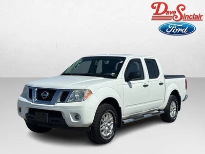 Photo of a 2015 Nissan Frontier 4X4 S 4DR Crew Cab 5 FT. SB Pickup 6M for sale