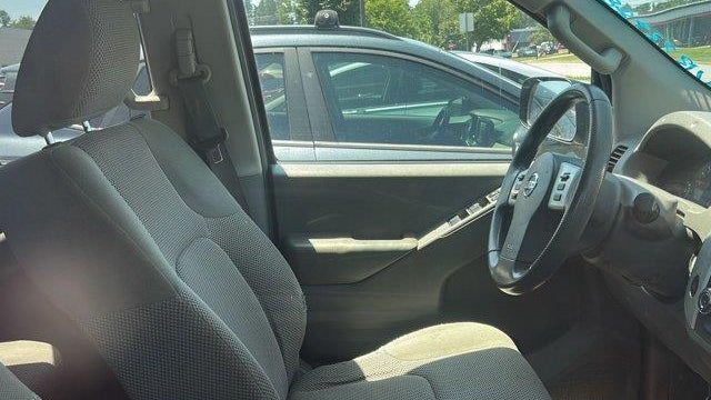 2015 Nissan Frontier S