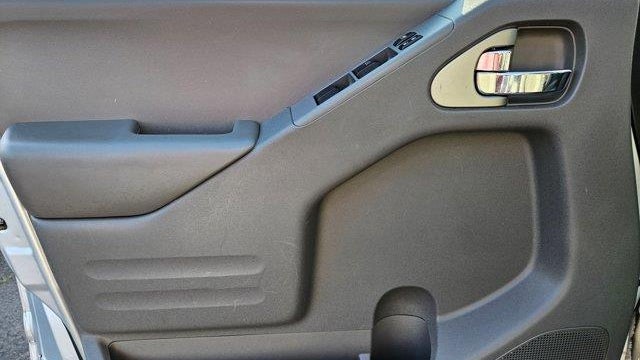 2015 Nissan Frontier S