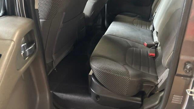 2019 Nissan Frontier S
