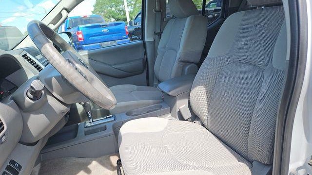 2012 Nissan Frontier SV V6