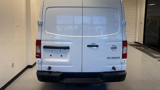 2021 Nissan NV 3500 HD SV