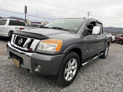2014 Nissan Titan 4X4 SL 4DR Crew Cab SWB Pickup