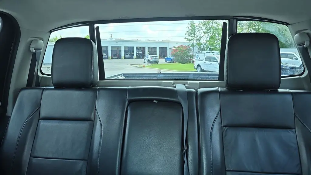 2015 Nissan Titan SV