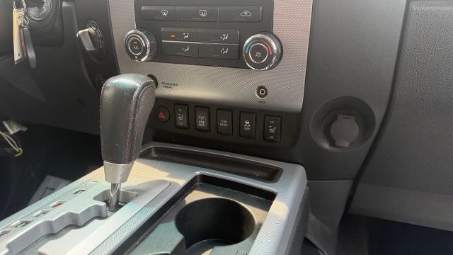 2012 Nissan Titan SV