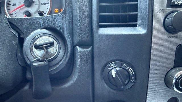 2010 Nissan Titan LE