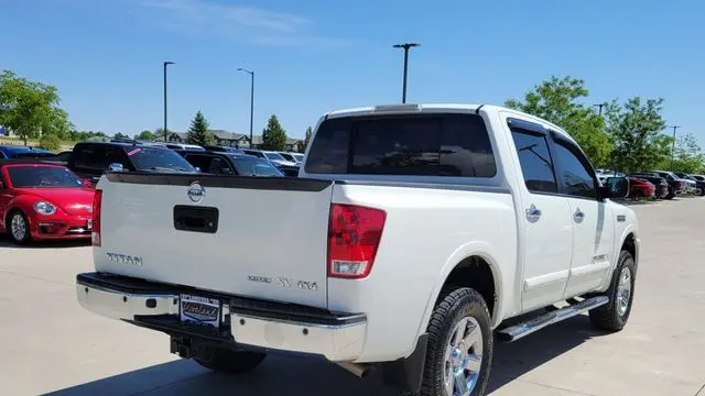 2015 Nissan Titan SV