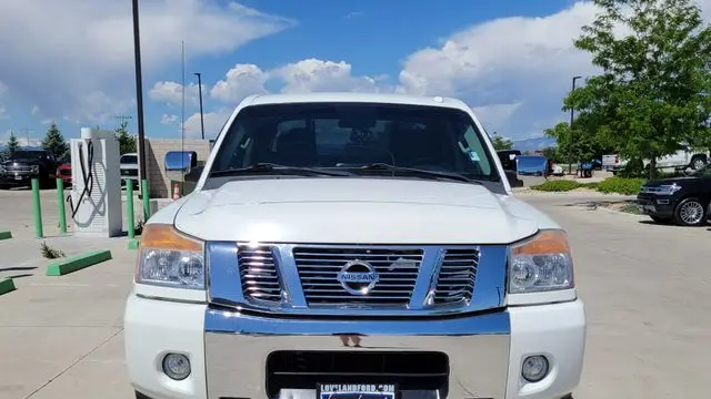 2015 Nissan Titan SV