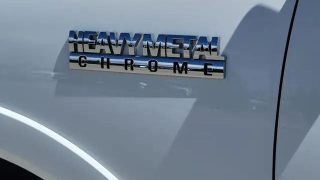 2015 Nissan Titan SV