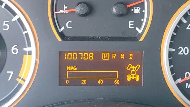 2015 Nissan Titan SV