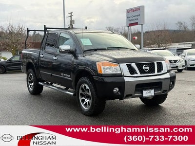 2015 Nissan Titan 4X4 SL 4DR Crew Cab SWB Pickup