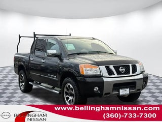 2015 Nissan Titan with Magnetic Black Exterior