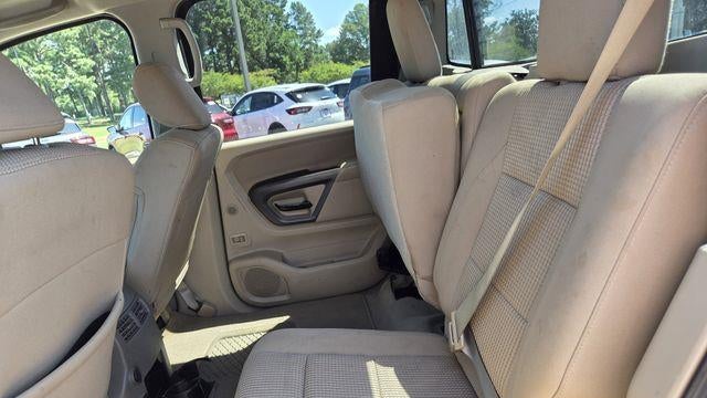 2015 Nissan Titan SV