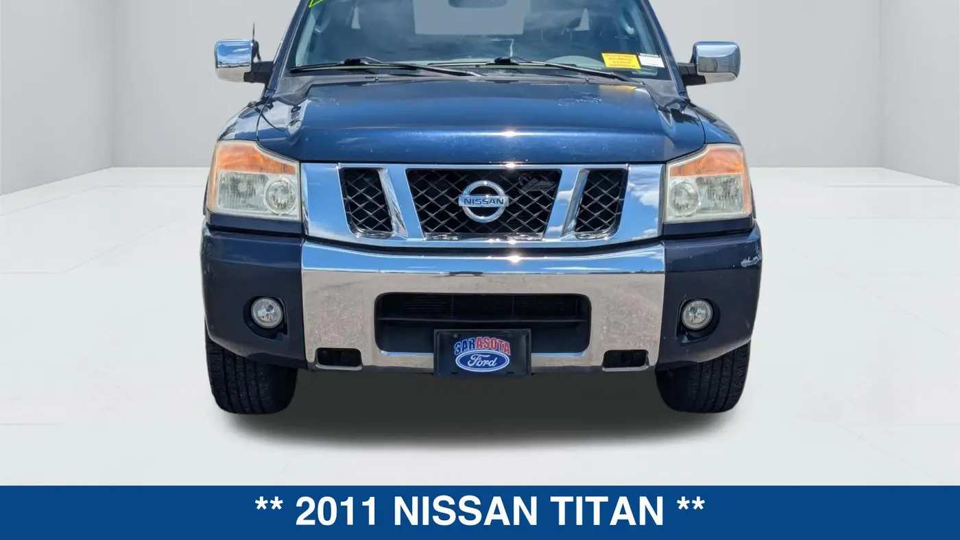 2011 Nissan Titan SV