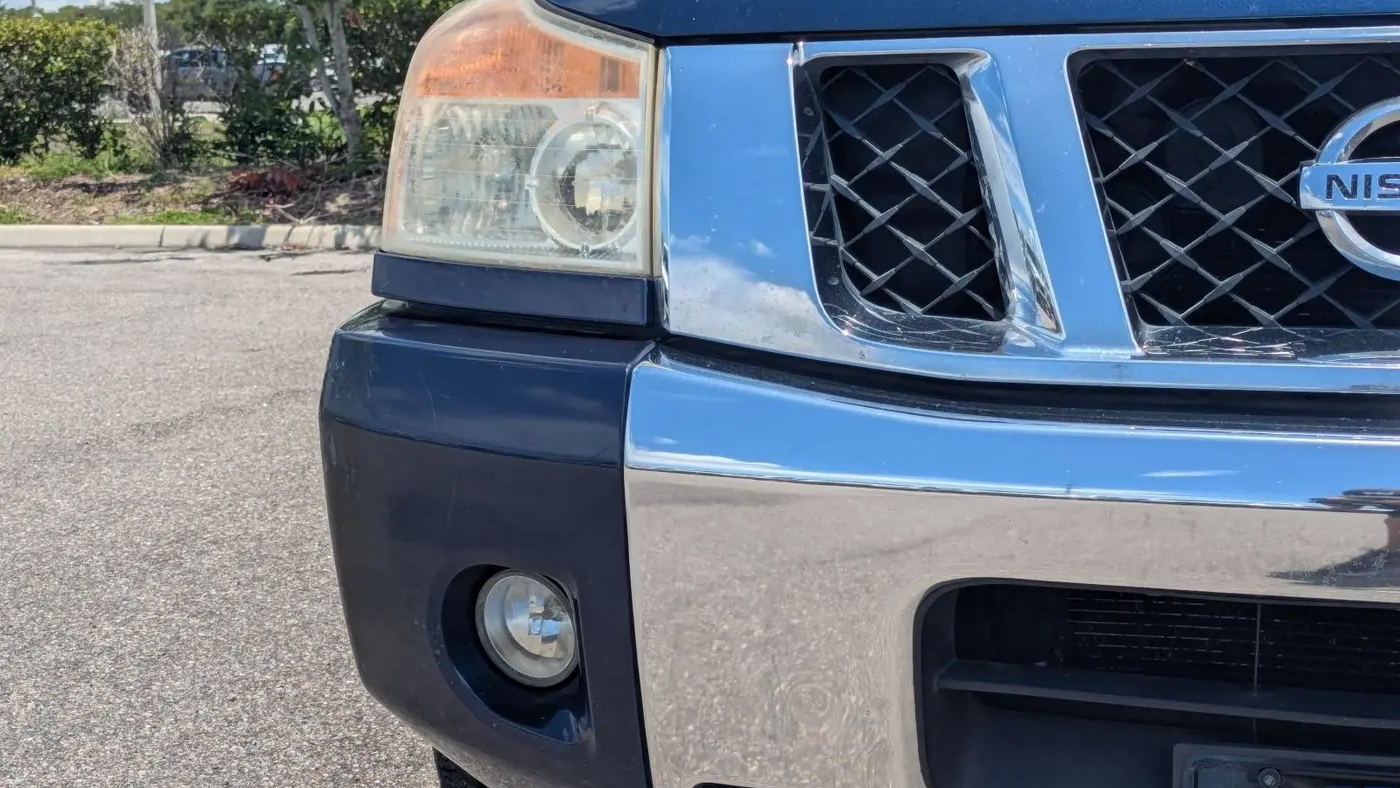 2011 Nissan Titan SV