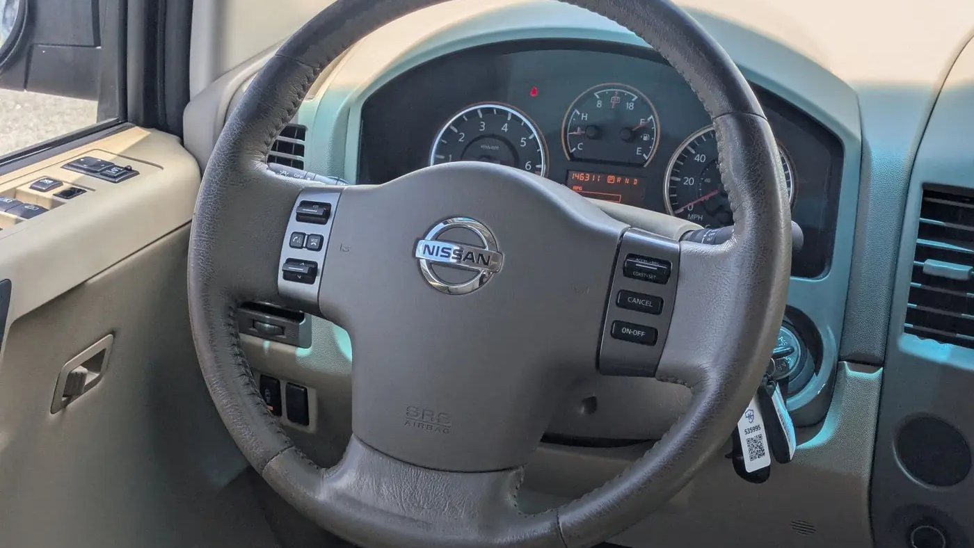 2011 Nissan Titan SV