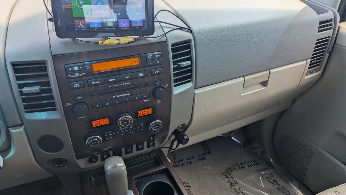2011 Nissan Titan SV