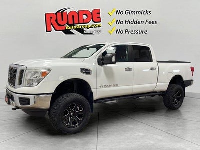 Photo of a 2017 Nissan Titan XD 4X4 S 4DR Crew Cab (diesel) for sale