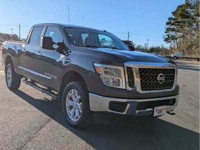 2017 Nissan Titan XD 4X4 S 4DR Crew Cab (diesel)
