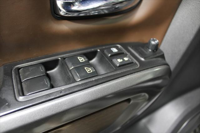 2016 Nissan Titan - $29,998