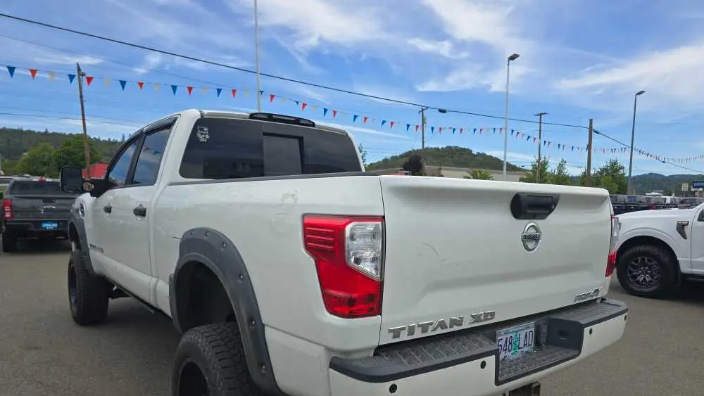 2017 Nissan Titan XD S