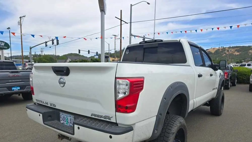 2017 Nissan Titan XD S