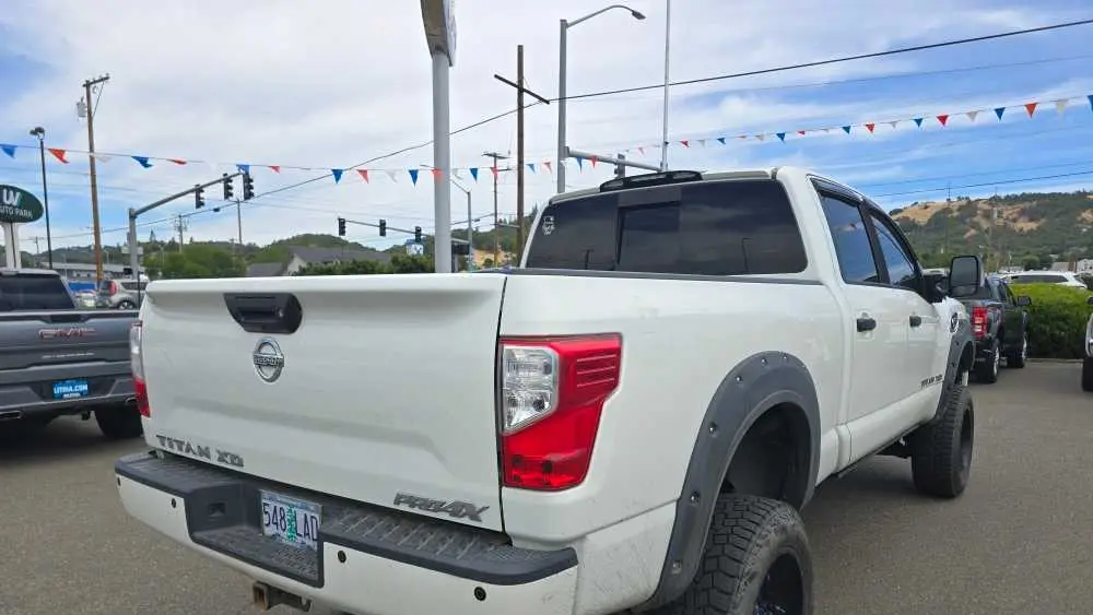 2017 Nissan Titan XD S
