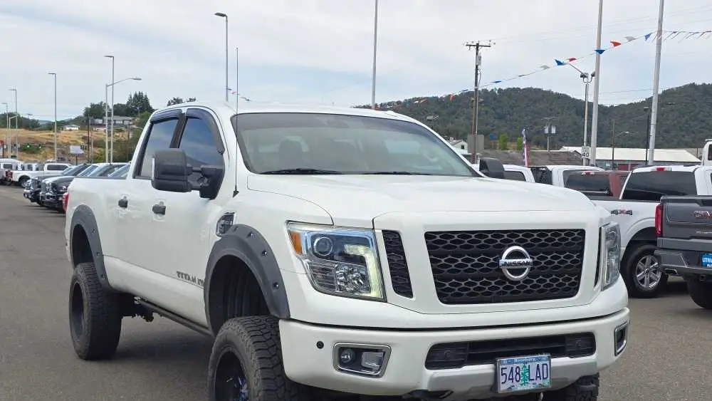 2017 Nissan Titan XD S