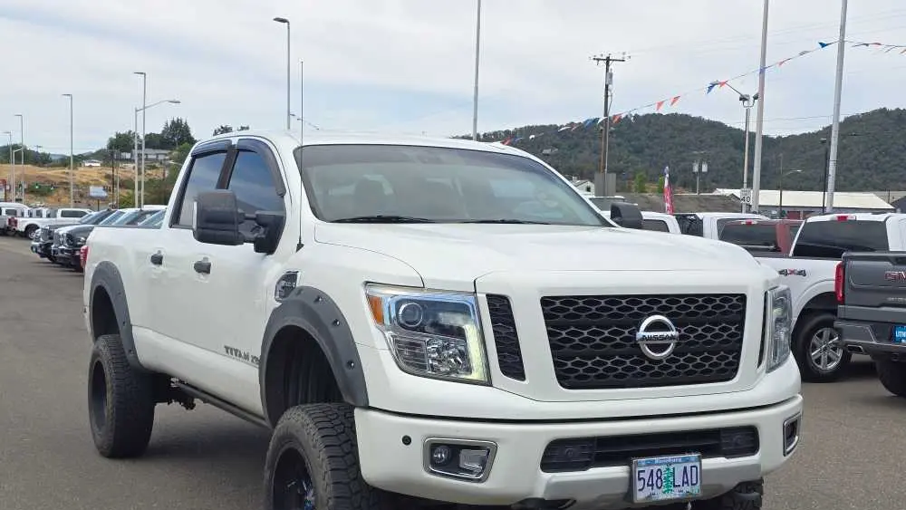 2017 Nissan Titan XD S