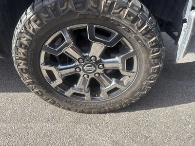 Photo of a 2017 Nissan Titan XD 4X4 S 4DR Crew Cab (diesel) for sale