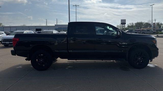 2019 Nissan Titan XD SL