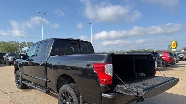 2019 Nissan Titan XD SL