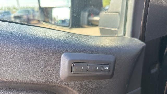 2019 Nissan Titan XD SL