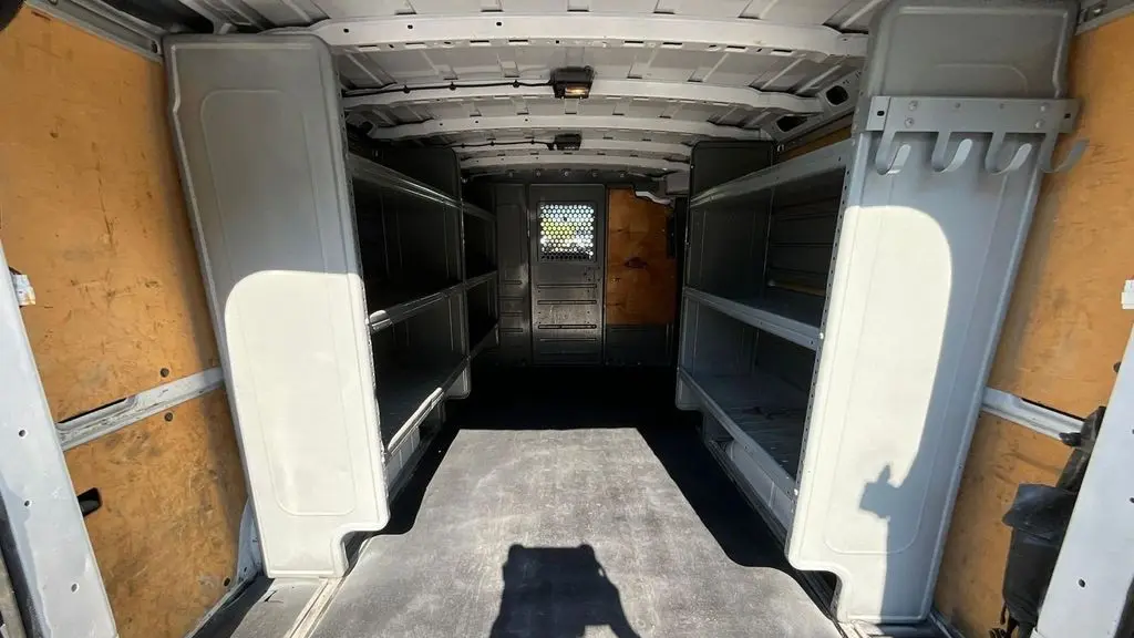 2021 Nissan NV 2500 HD S