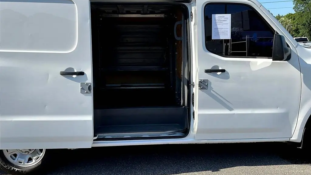 2021 Nissan NV 2500 HD S