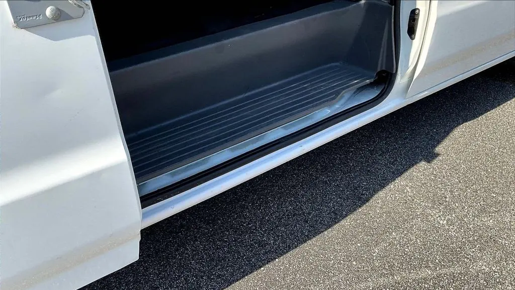 2021 Nissan NV 2500 HD S
