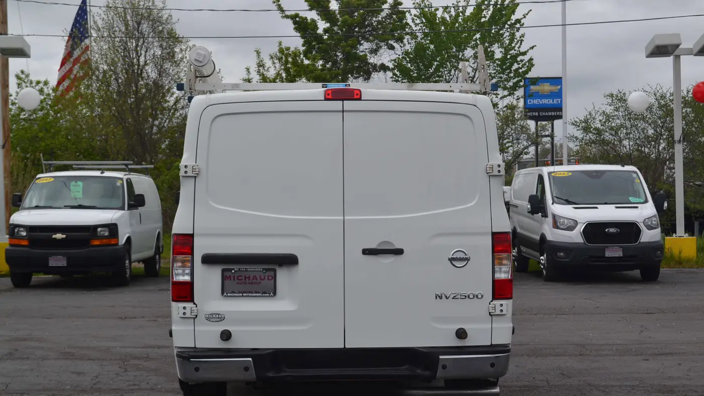 2018 Nissan NV 2500 HD SV
