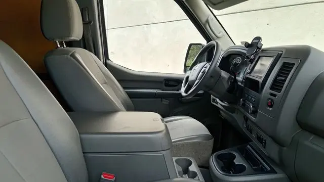 2021 Nissan NV 2500 HD S