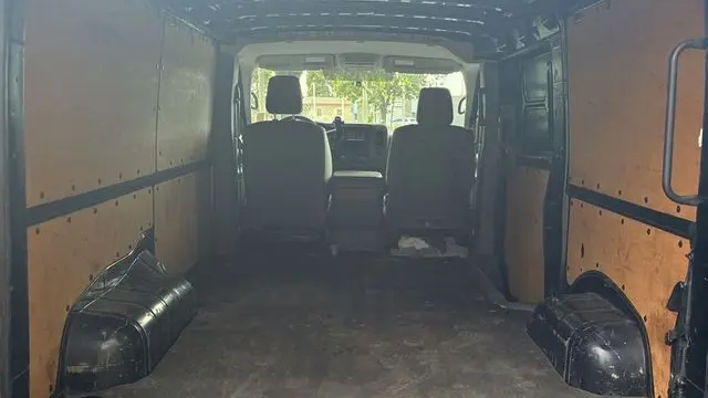 2021 Nissan NV 2500 HD S