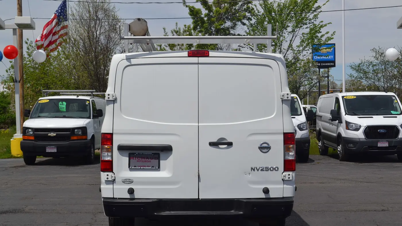 2021 Nissan NV 2500 HD S