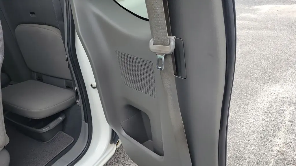 2021 Nissan Frontier S